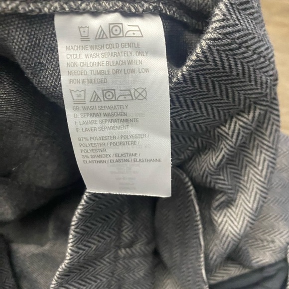 H by Halston Petite Wide-Leg Herringbone Pants with Pintuck Black size 16 - Picture 7 of 12